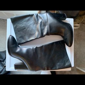 Club Monaco mid calf boots
